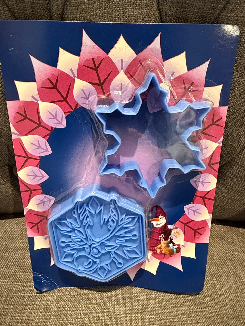 Disney Frozen Sfen Blue Snowflake Cookie Cutter & Embossing Stamp Set